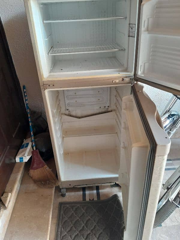 DOWLANCE FRIDGE 13 FOT 3009468591 3