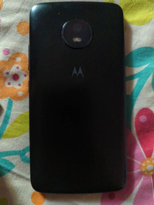 Moto E4 and case included 0