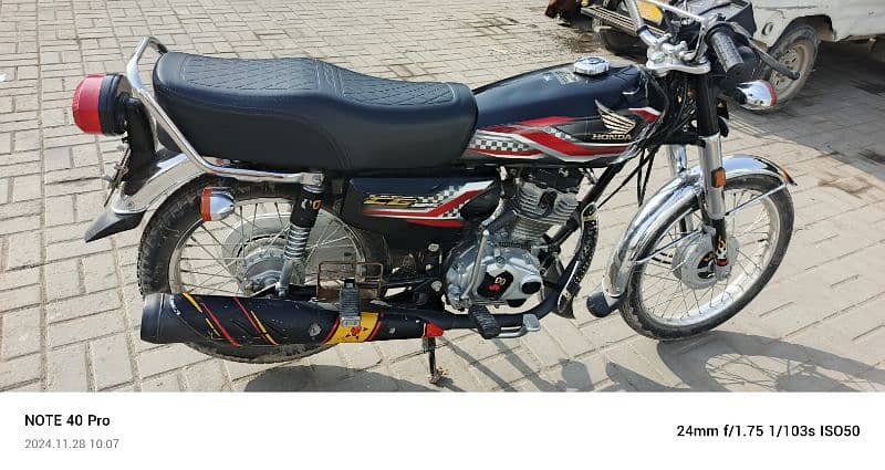 HONDA 125 ARGENT SALE 1