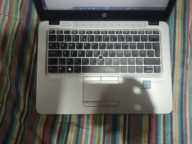 HP laptop cotre5i 2