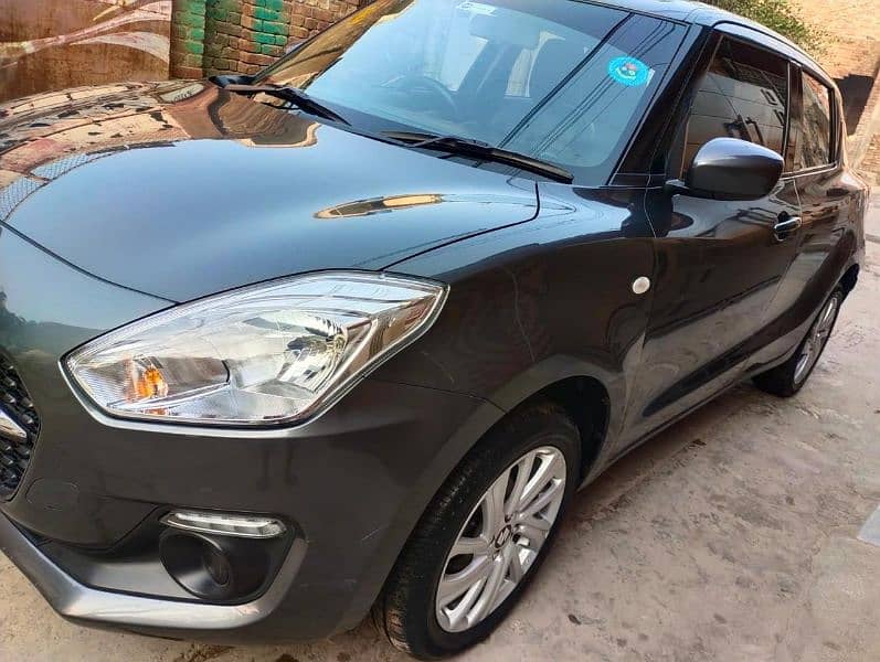 Suzuki Swift Gl Cvt 2022 8