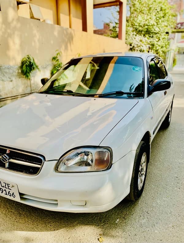 Suzuki Baleno Under Army Officer used. 7