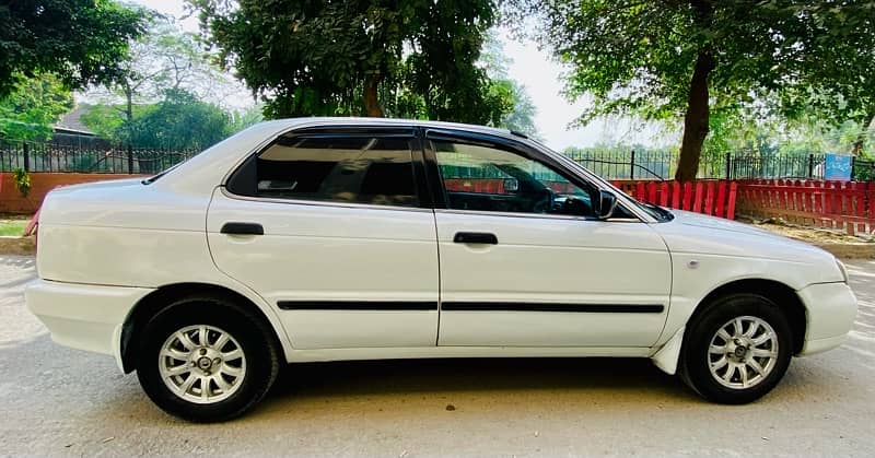 Suzuki Baleno Under Army Officer used. 13