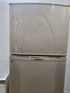 dawlance refrigerator