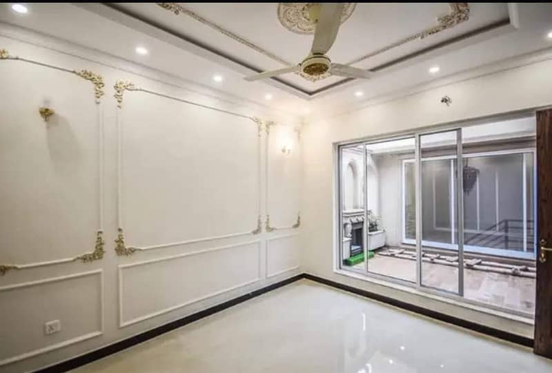 10 Marla House For Sale In Paragon City Lahore 11