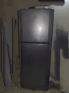 Fridge Haeir Model HRF380