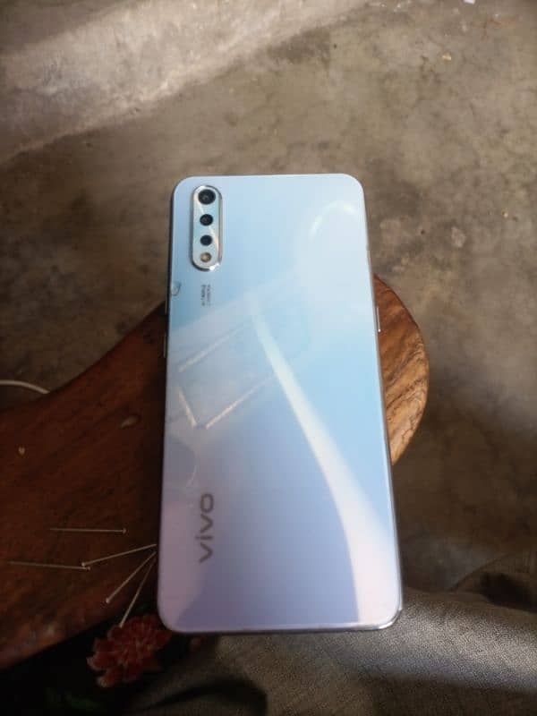 vivo s1 4