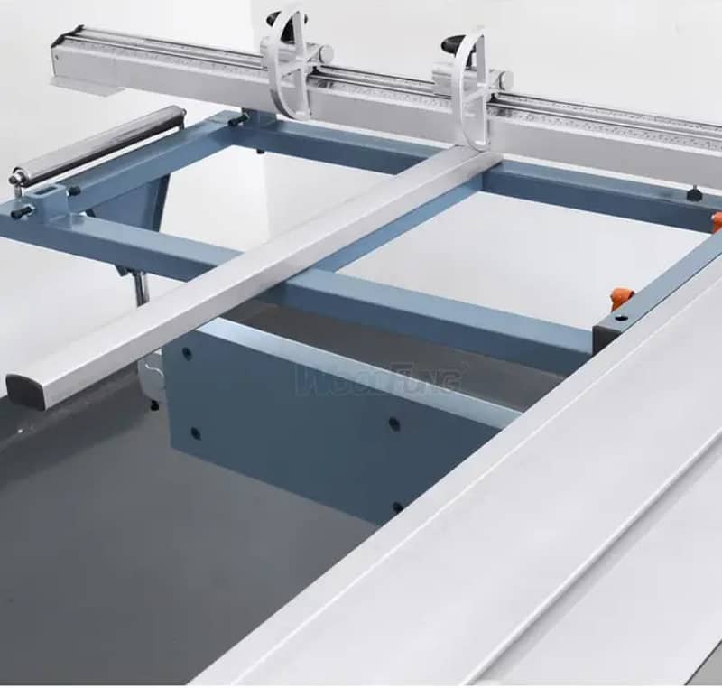 Sliding Table Panel Saw Cutting Machine / Sliding Cutter Machine 1