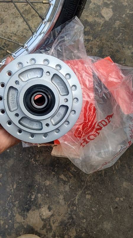 Honda deluxe front hub best for one wheelers 1