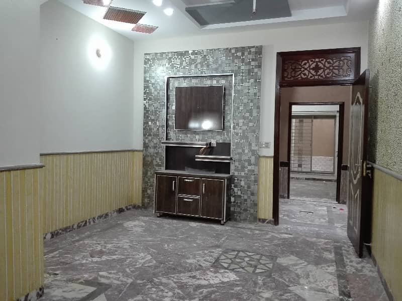 House Spread Over 5 Marla In Sabzazar Scheme Available 0