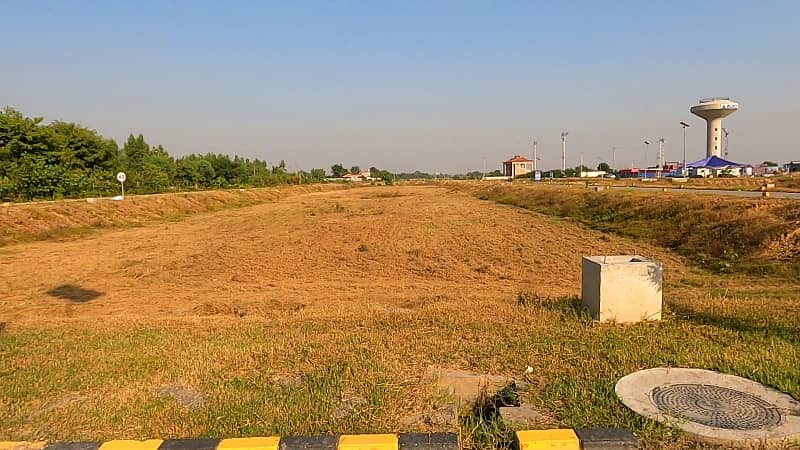 5 Marla Possession Plot In LDA City Lahore Block - Ideal Location 12