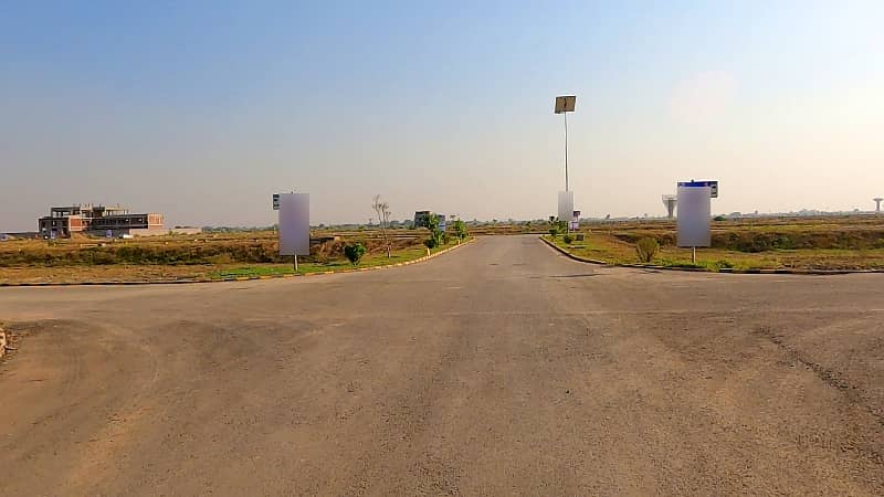 5 Marla Possession Plot In LDA City Lahore Block - Ideal Location 13