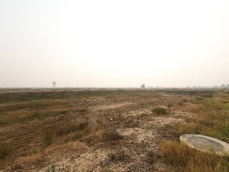 5 Marla Possession Plot In LDA City Lahore Block - Ideal Location 36