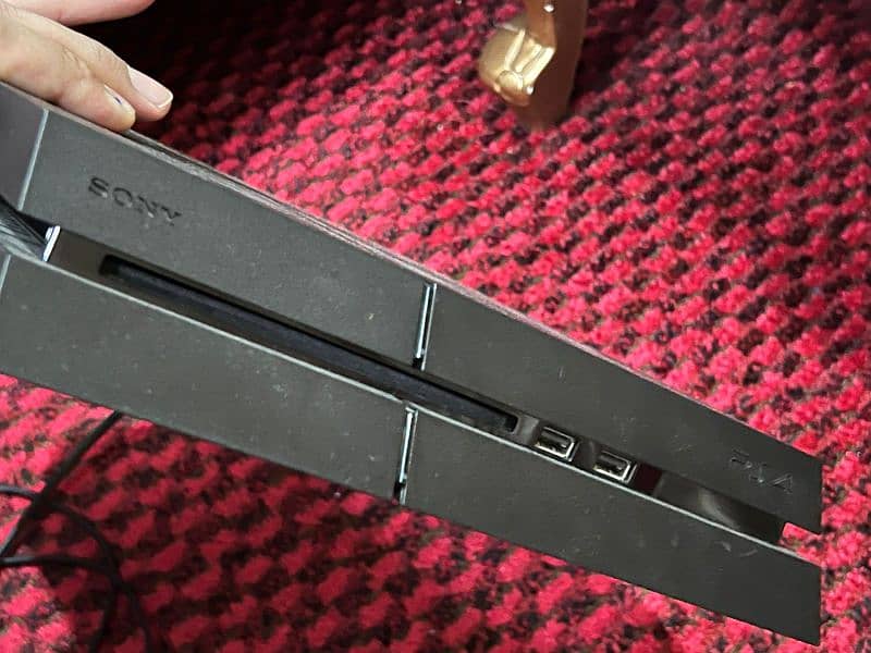 Ps4 in good condition 1