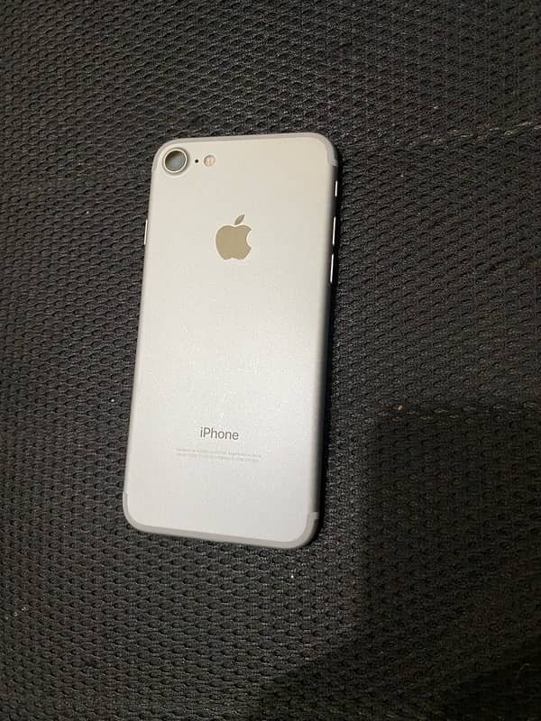 Iphone 7 Sim working 32Gb ( 03155393697 ) 1