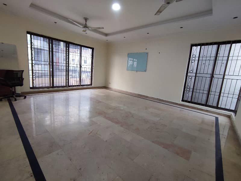 1 Kanal Semi Commercial Building Available For Rent 12