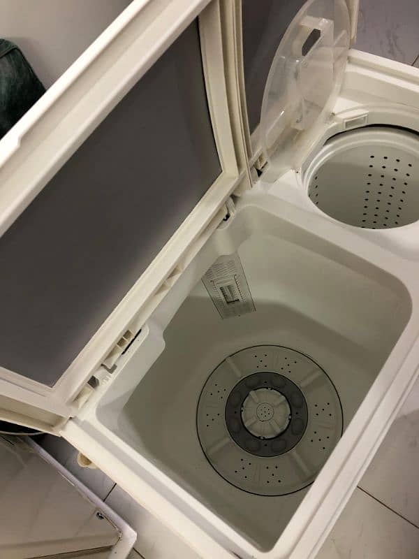 slightly used Kenwood washing machine 2