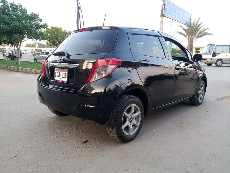 Toyota Vitz 2012 3