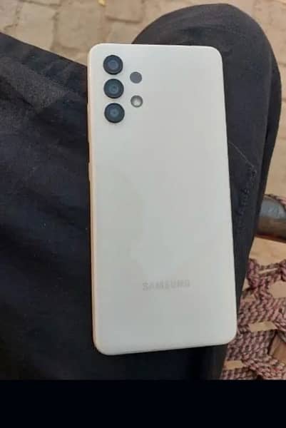 SAMSUNG A32 0