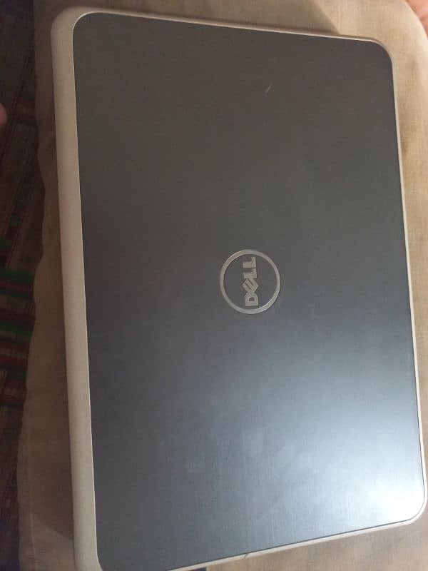 Dell laptop 15.6 display 0