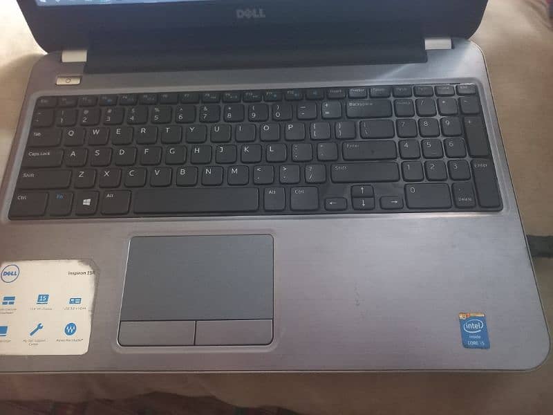 Dell laptop 15.6 display 4