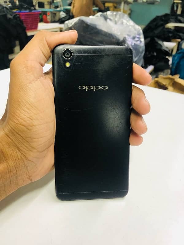 iPhone 8 plus  oppo 3