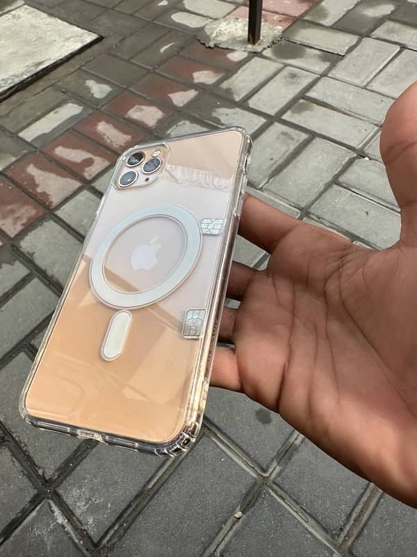 iPhone 11 Pro max 256gb factory unlock 2