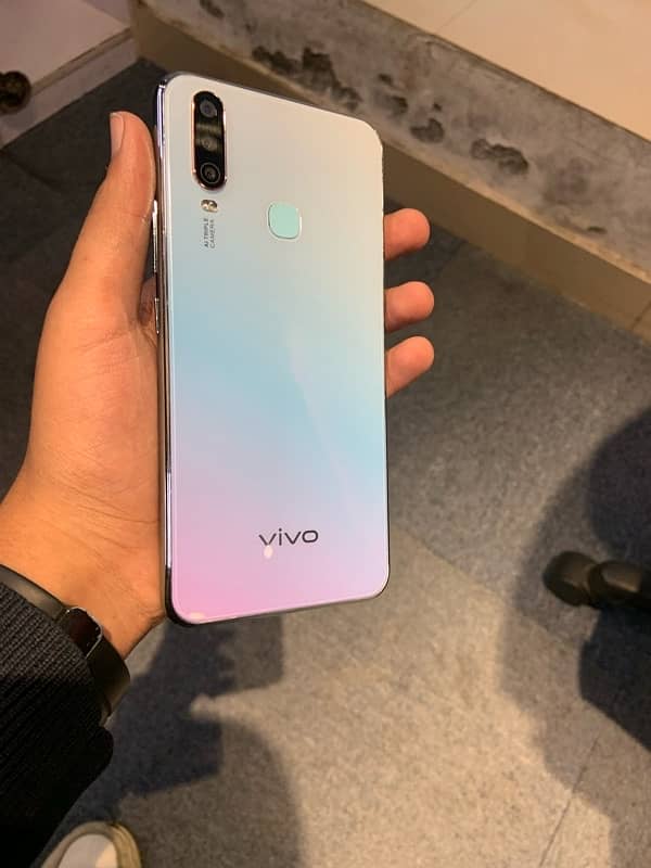 Vivo y17 0