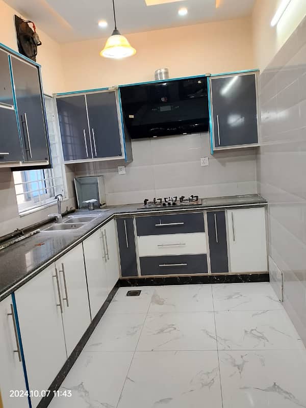 14 Marla New Upper portion available for rent in G13 2