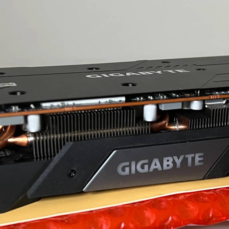 Gigabyte rx 5700xt Triple Fan Mint Condition Urgent Sale 1