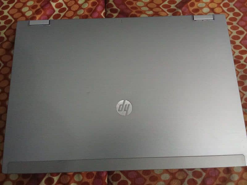 HP laptop 4GB ram, windows 10, 9/10 condition almost new 1