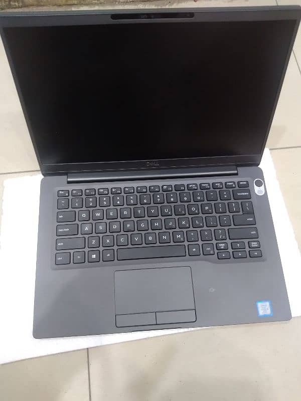 Dell latitude 7400 i5/8th gen 1