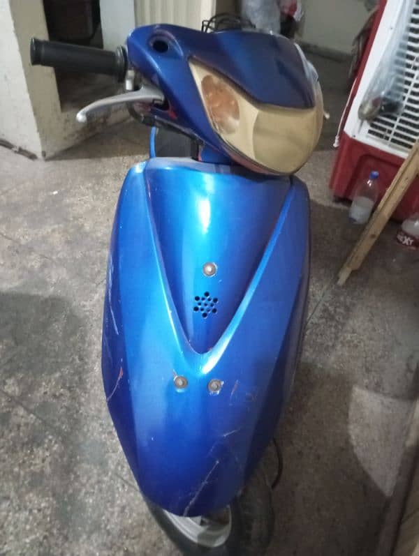 7 year old honda scooty 1