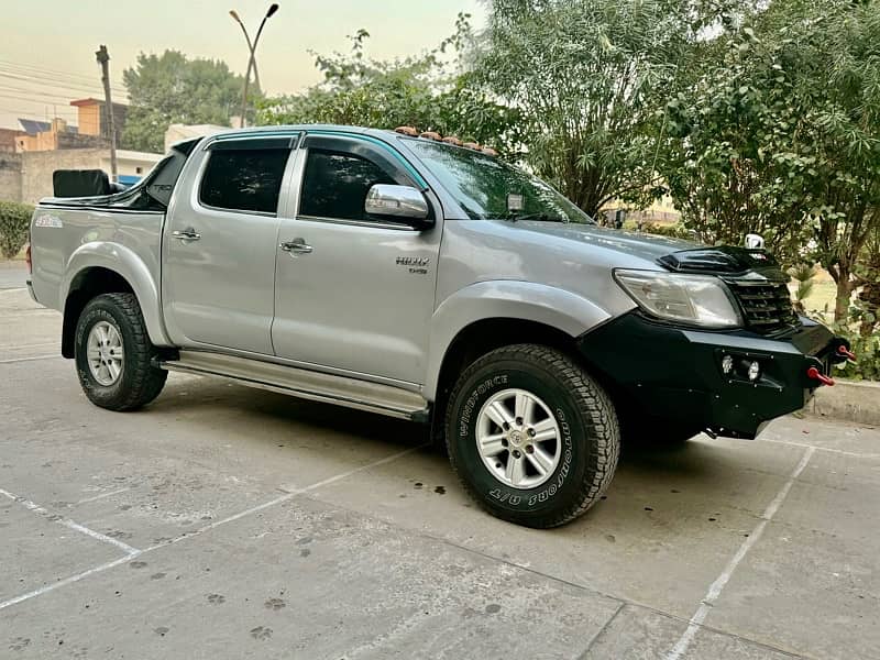 Toyota Hilux 2013 5