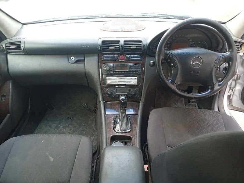 Mercedes C- 200 6