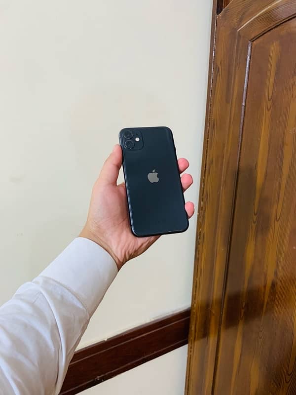 Iphone 11 128 gb Non pta with Box 6