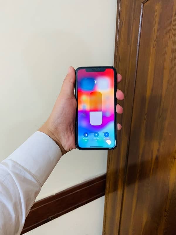 Iphone 11 128 gb Non pta with Box 12