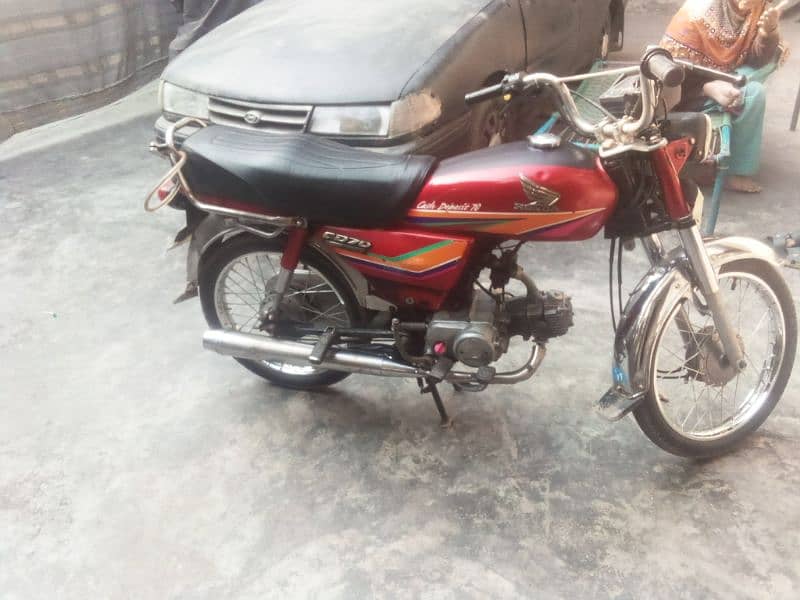 Honda cd 70  2012 motorcycle 1