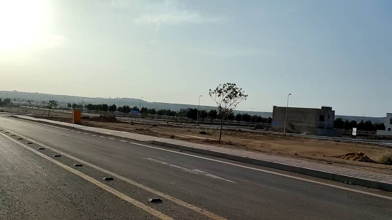 272sq yd Plots at Precicnt-30 Near Jinnah FOR SALE. Chance Deals for Investors and End Users 3