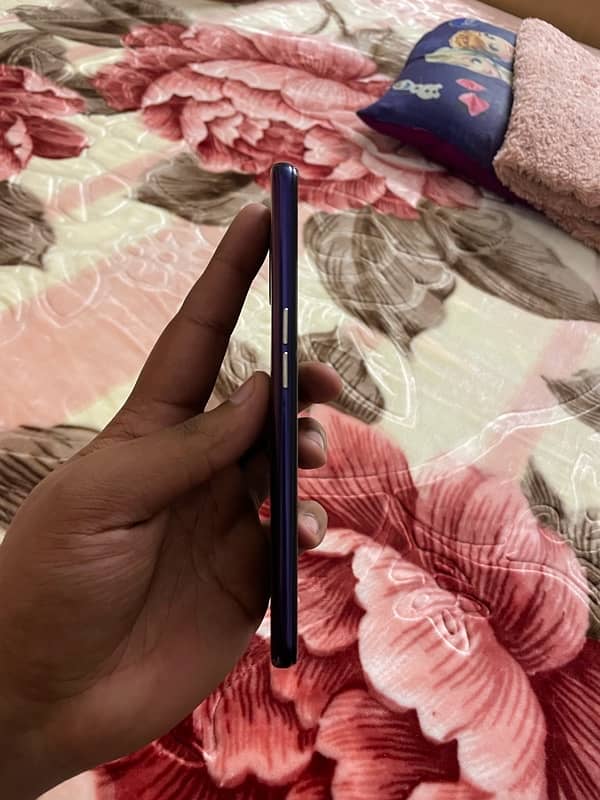 OPPO F11 Pro 4