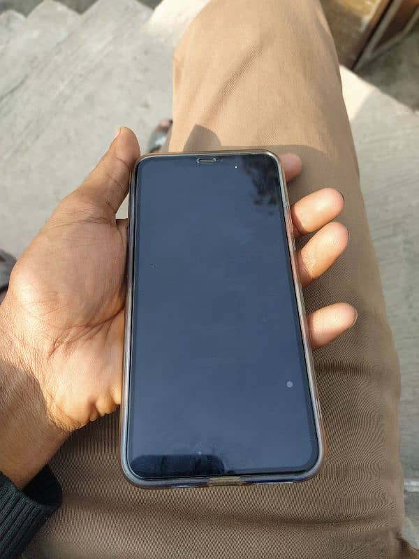 iphone xs max 64gn non pta contect/Whatsapp 03164430181 1