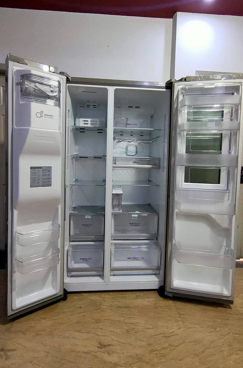 LG Refrigerator Model: GC-X247CSAV Saleout 2