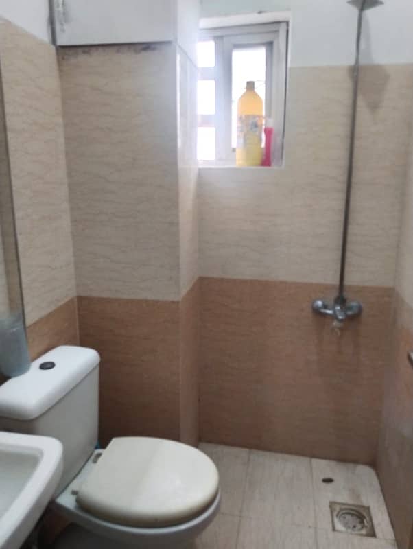 1 Bed Lavish Flat For Sale In Mini Commercial Phase 7 Bahria Town 6