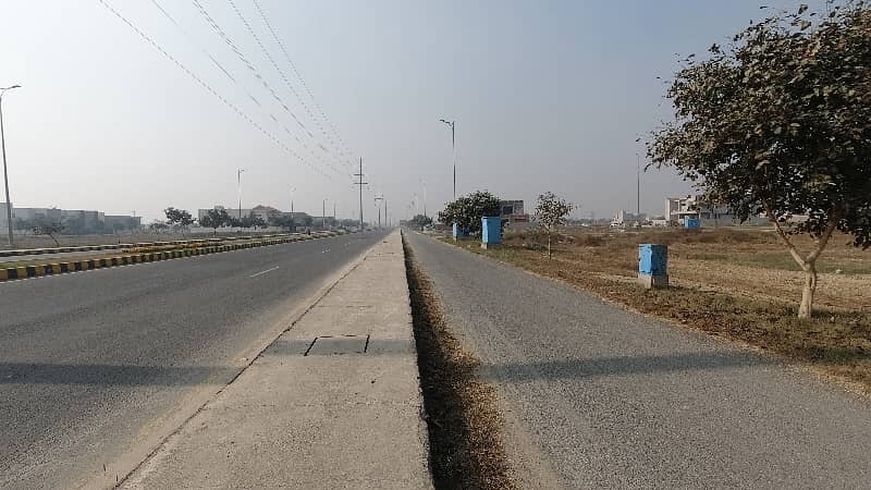 One Kanal Plot For Sale On 150 Feet Road Near Park & McDonalds Y Block 2