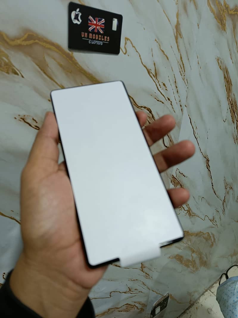 Google pixel 6pro Brand New 12GB Ram 128GB Storage For Sale 3