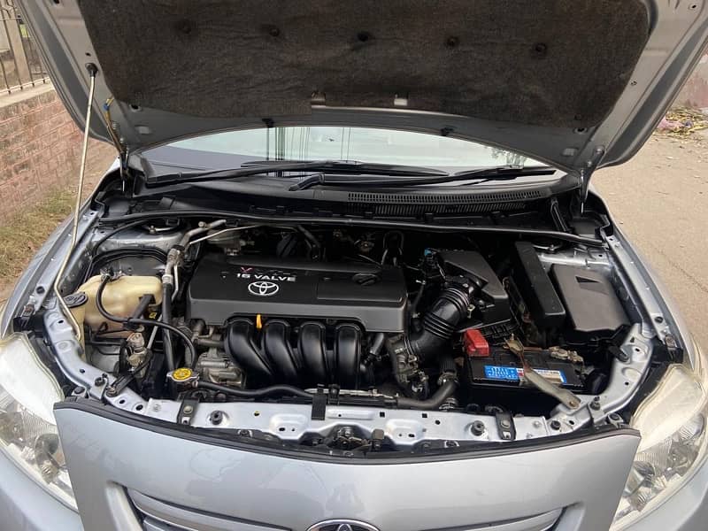 Toyota Corolla Altis 2010 7