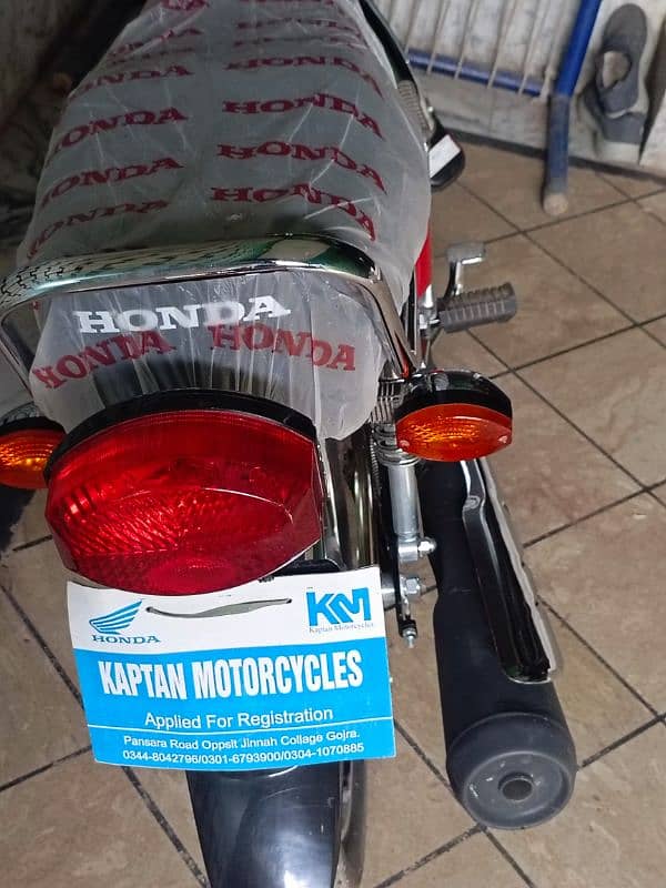 Honda 125 for sale Unregistered Just 215 km drive Complete laminated 4