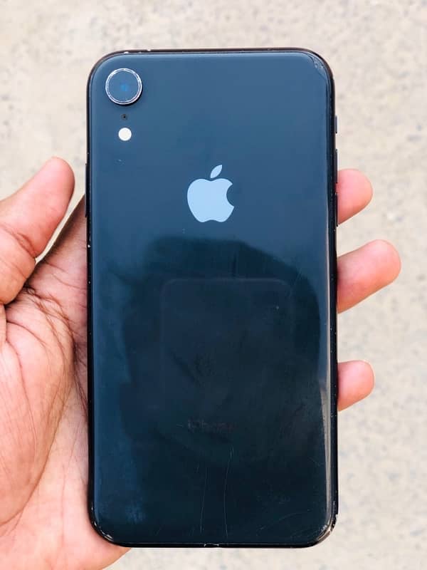 iPhone xr 2