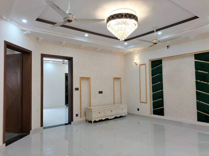 10 Marla House For Rent In Bahria Orchard Raiwind road Lahore 0