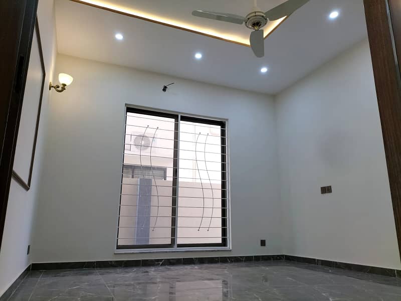 10 Marla House For Rent In Bahria Orchard Raiwind road Lahore 3